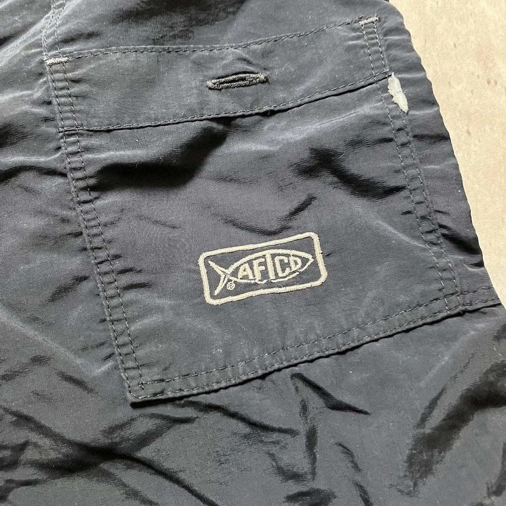 AFTCO Shorts Mens Size 28 Black Nylon Fishing Outdoor Cargo Hunting - Picture 2 of 11